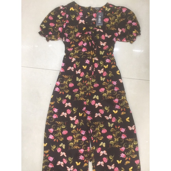 Jumpsuit vải mango