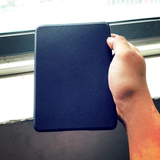 Ốp gập tự động tắt bật cho kindle paperwhite 123 trơn nhẵn không họa tiết, logo