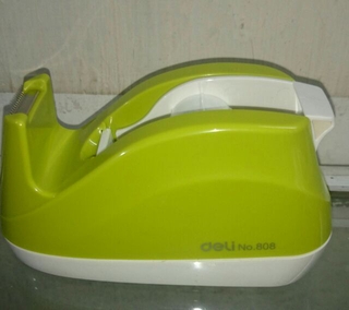Cắt băng dính 2 cm Deli 808