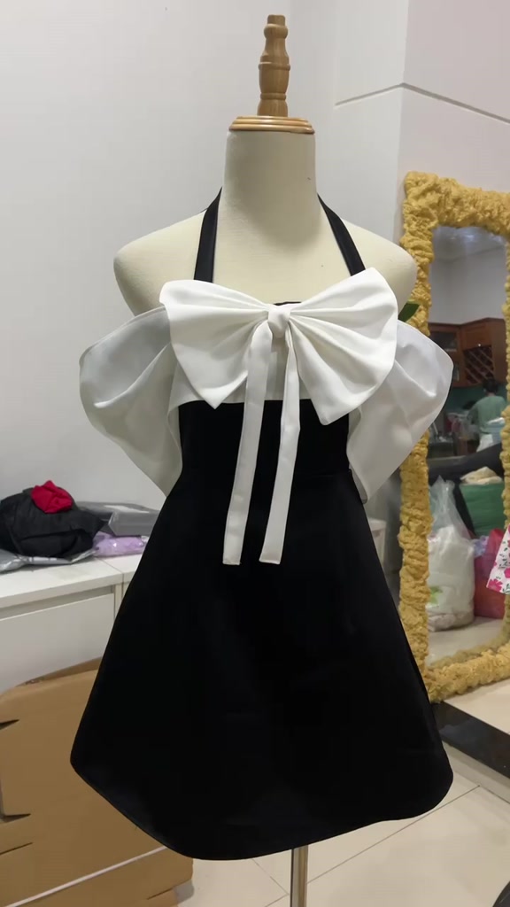 Đầm Nữ Cúp Ngực Phối Nơ Trễ Vai EDA - Váy Thiết Kế BlackWhite Sang Trọng | BigBuy360 - bigbuy360.vn