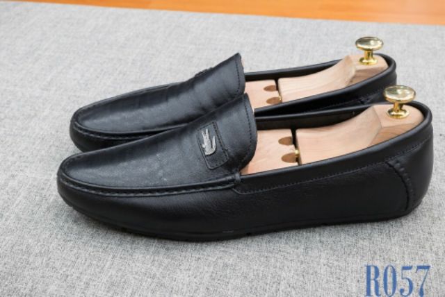 Giày lười nam màu đen Lacoste