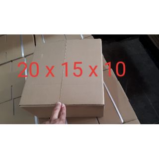 Bộ 50 hộp carton 20x15x10 cm, chất lượng tốt, cứng cáp, giá rẻ.