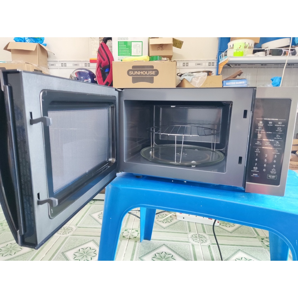 Lò vi sóng có nướng Sharp R-G728XVN-BST