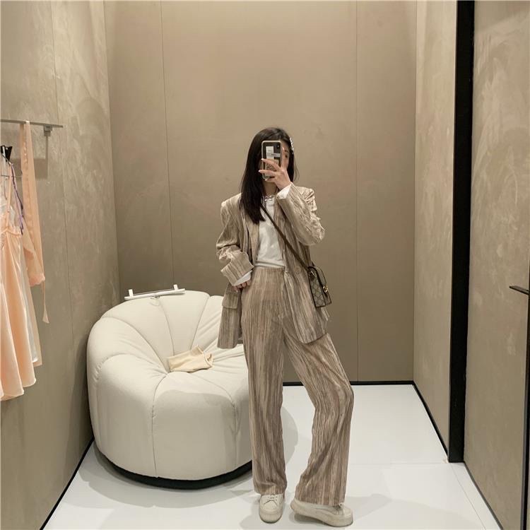 Sét blazer phong cách retro hot trend 2022