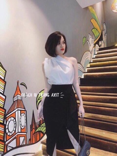 Áo phi lụa lệch vai - Hình thật chụp sàn