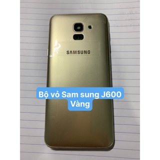 Sam sung J600 /vỏ sam sung j600 (gồm lưng,sườn,phím bấm kính cam)