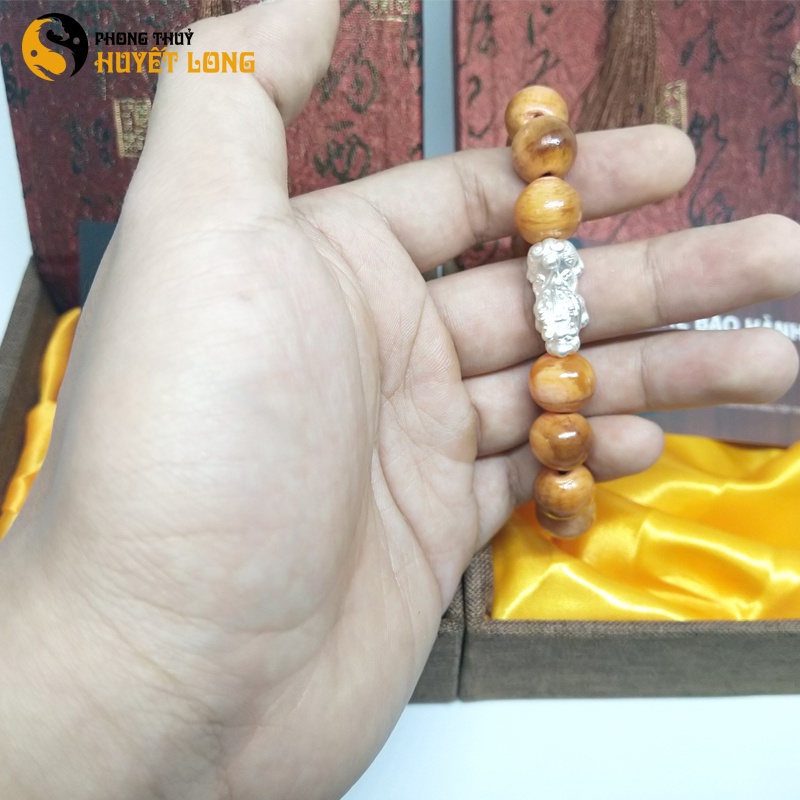 Chuỗi Hạt Gỗ Huyết Rồng Vip Thấu Quang 100% Mix Charm Tỳ Hưu Tài Lộc, Mặt Phật Bình An