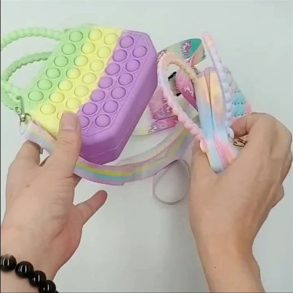 Túi xách đeo vai bằng silicone màu cầu vồng MIHAN1