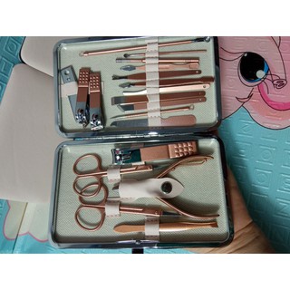 Bộ bấm móng hồng 18 chi tiết vô cùng tiện lợi, xinh xấn