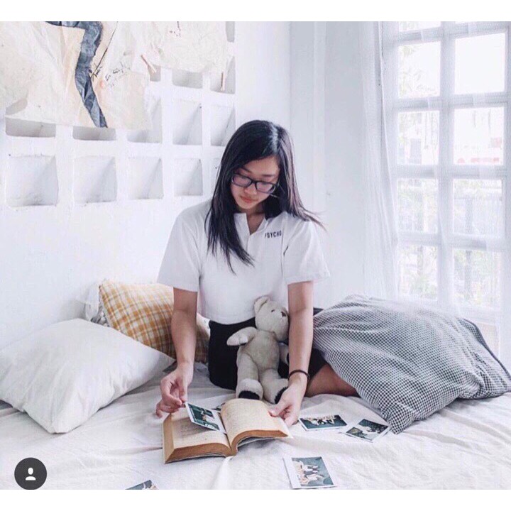 [Có ảnh thật] Áo croptop cổ bẻ thêu chữ | BigBuy360 - bigbuy360.vn