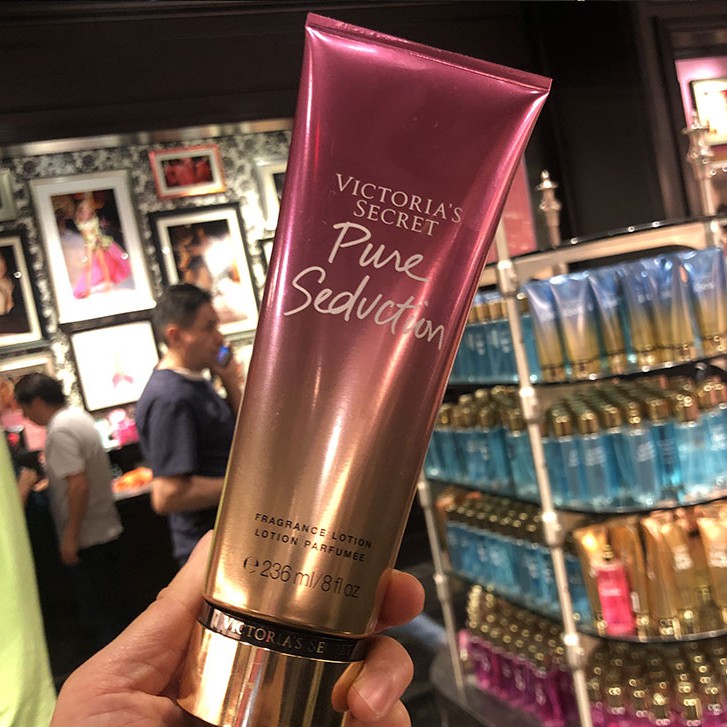 DƯỠNG THỂ TOÀN THÂN Lotion Victoria's Secret  MÙI HƯƠNG NƯỚC HOA HỖ TRỢ TĂNG ĐỘ TRẮNG VÀ LÀM ĐẸP DA