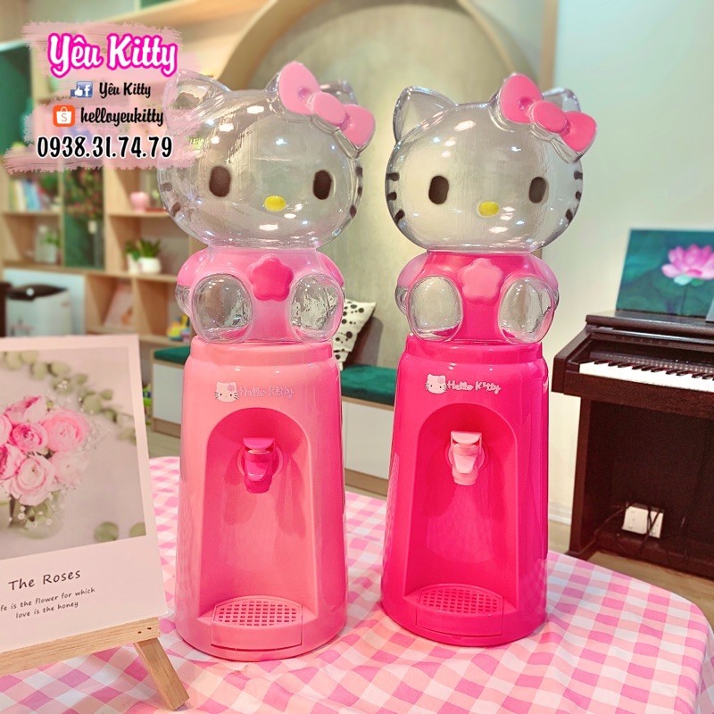 Bình nước 2L Hello Kitty