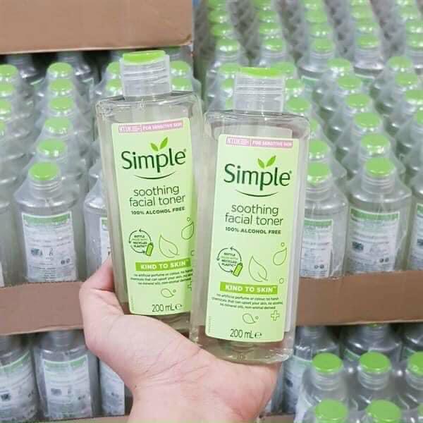 Nước Hoa Hồng Simple 200ml Làm Dịu Và Cân Bằng Độ Ẩm Cho Da