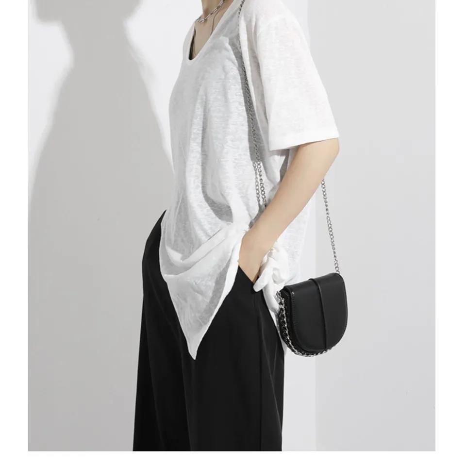 Túi đeo chéo kích thước nhỏ phối dây xích thời trang 2021 phong cách dạo phố