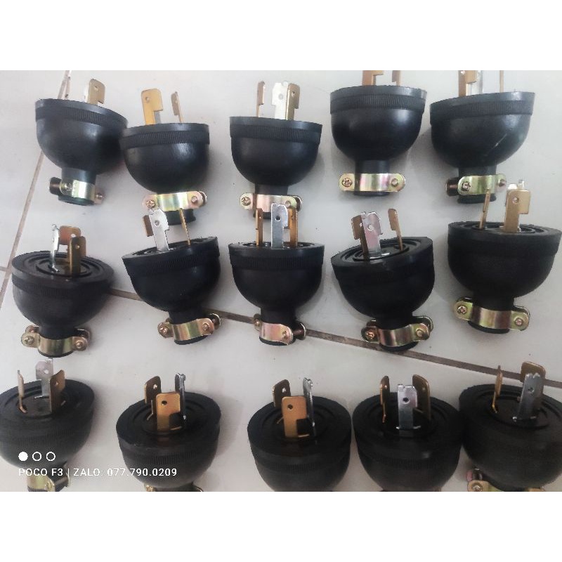 Phích cắm điện 3 chấu xoay máy phát điện 2kw -5kw