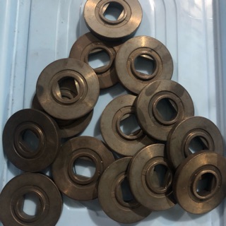 Ốp trong máy  cưa MT583
