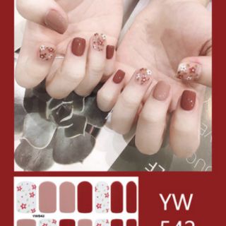 Miếng dán móng tay phong cách Hàn Quốc