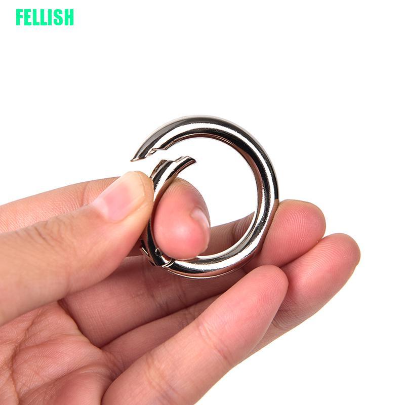 Bộ 5 móc khóa tròn bằng chất liệu kim loại kích thước 3.4cm