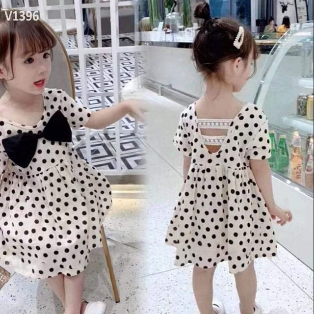 Váy bi nơ ngực đáng yêu