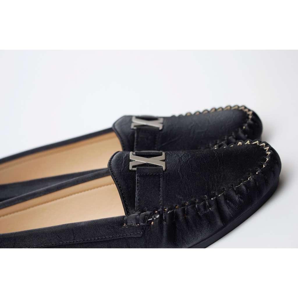 GIÀY MỌI MOCCASIN ĐEN X DA NHĂN CM002BG | BigBuy360 - bigbuy360.vn