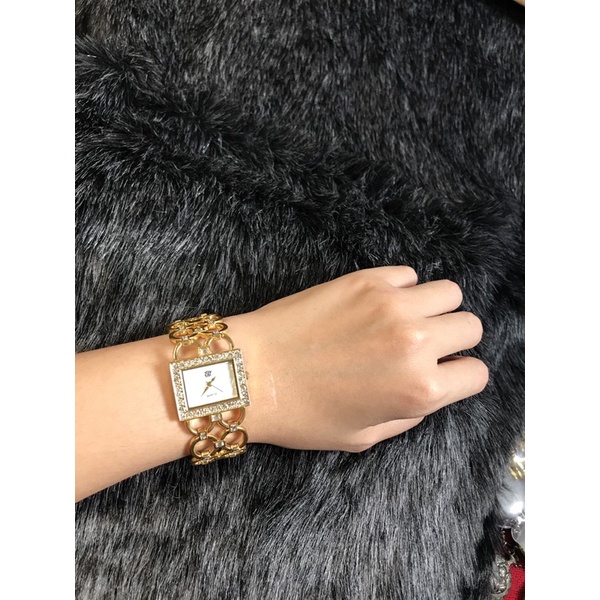 ⌚⌚-  Lắc tay đồng hồ nữ si hiệu GG máy Nhật còn mới 98%