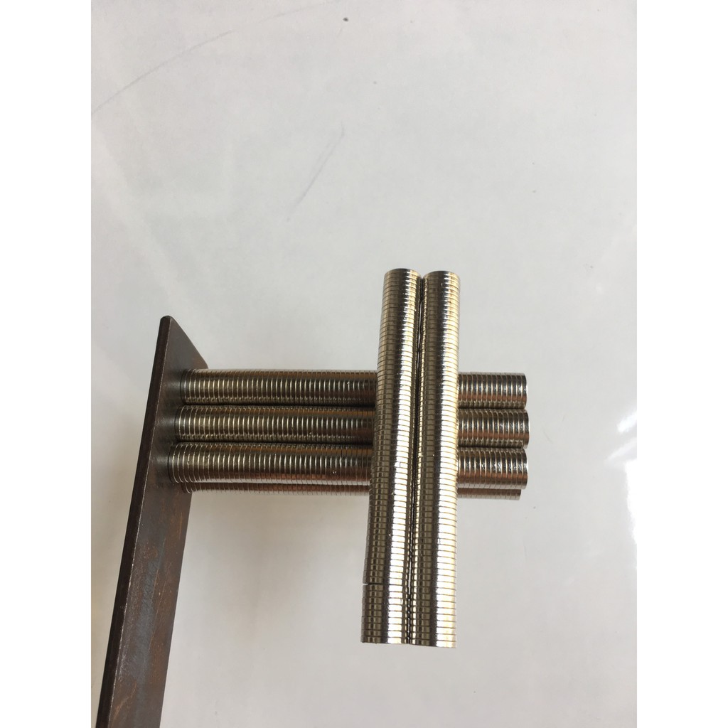 Nam châm trắng đất hiếm 12x1,5 lực từ cực mạnh