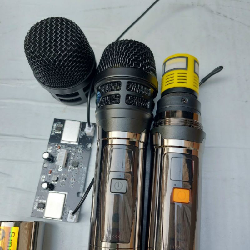Micro Không Dây UGX UHF SET Tần Số Siêu Chất Giành Cho Loa Kéo