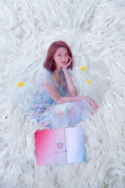 Quạt 3D Yoona vsf TaeYeon