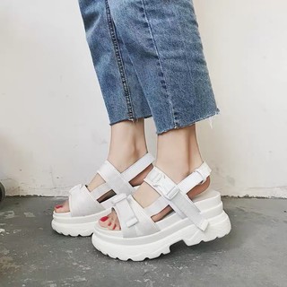 SD1 Giày Sandal Đế 7cm Màu Đen Trắng