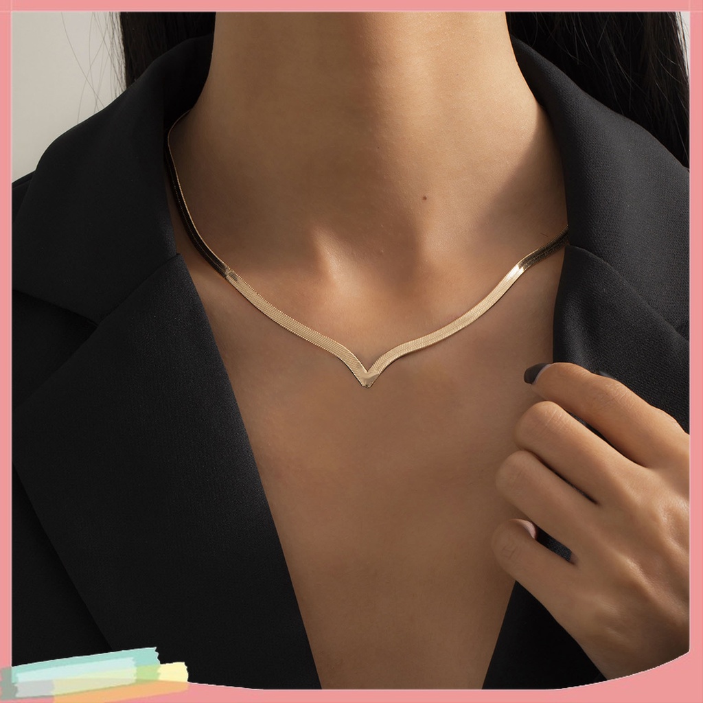 Vòng Cổ Choker Dạng Chuỗi Rắn Mặt Chữ V Trọng Lượng Nhẹ Phong Cách Hip Hop