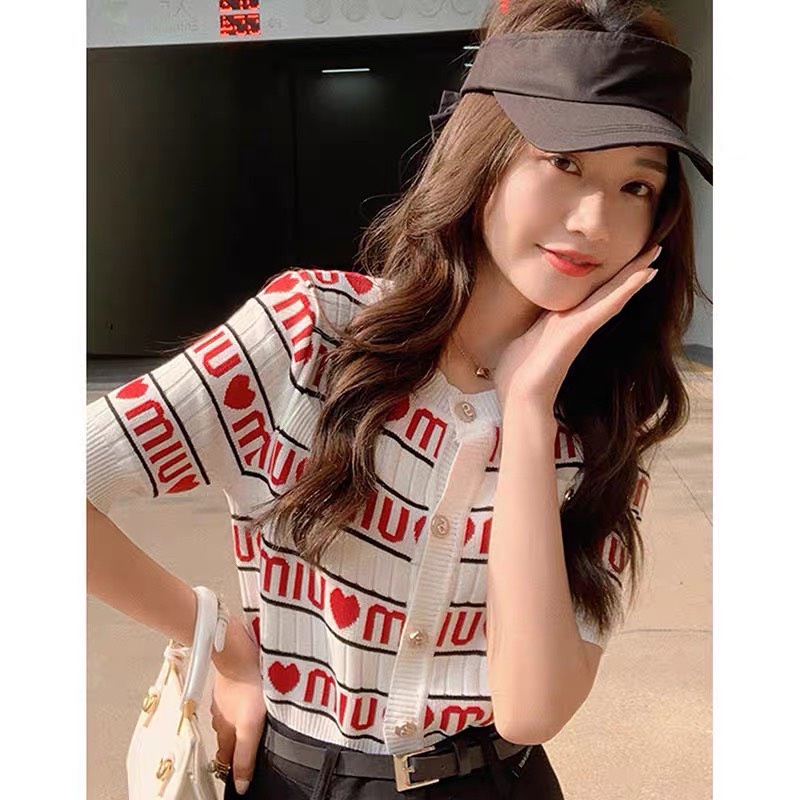 Áo len chữ ngắn tay , áo mongtoghi cúc dọc siêu sịn sò _ThaoVanShop