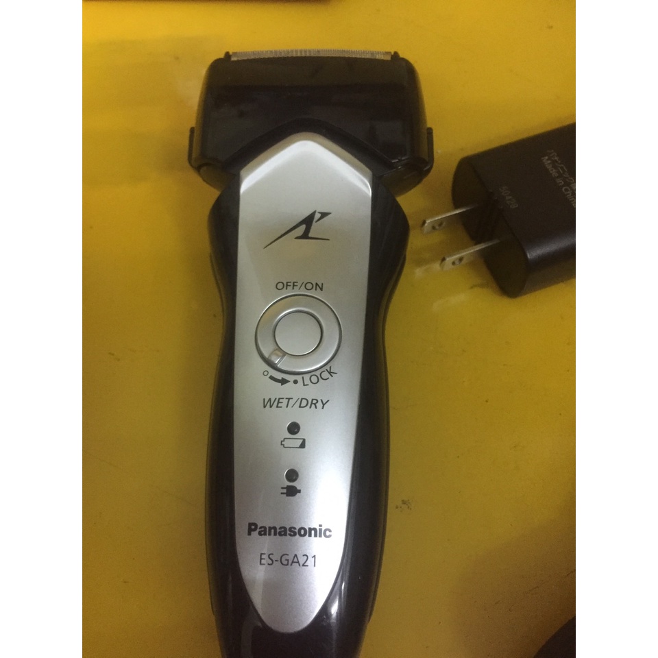 Máy cạo râu nội địa Nhật Panasonic ES-GA21 (mã 43)