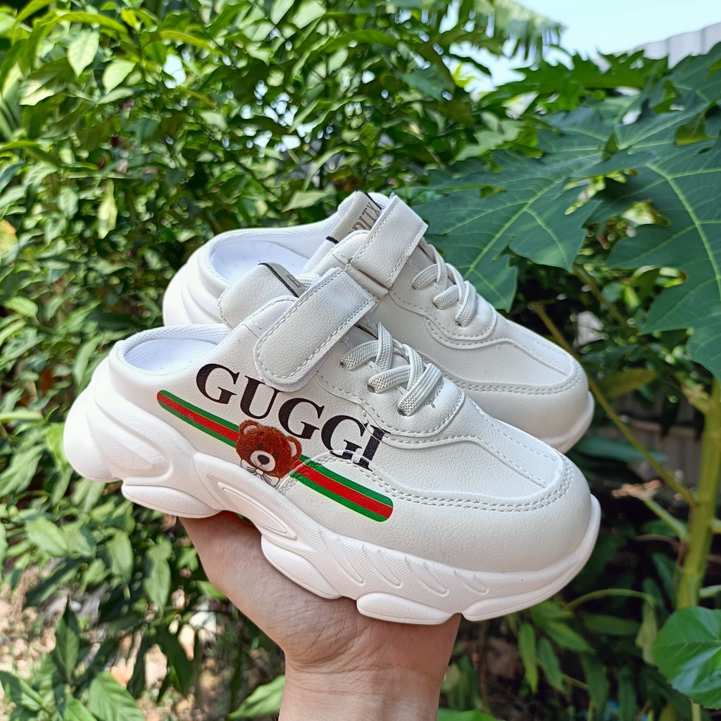 Giày thể thao cho bé gái - sục cho bé vải êm chân đế chống trượt vải êm chân GC hàng QC fullbox V121