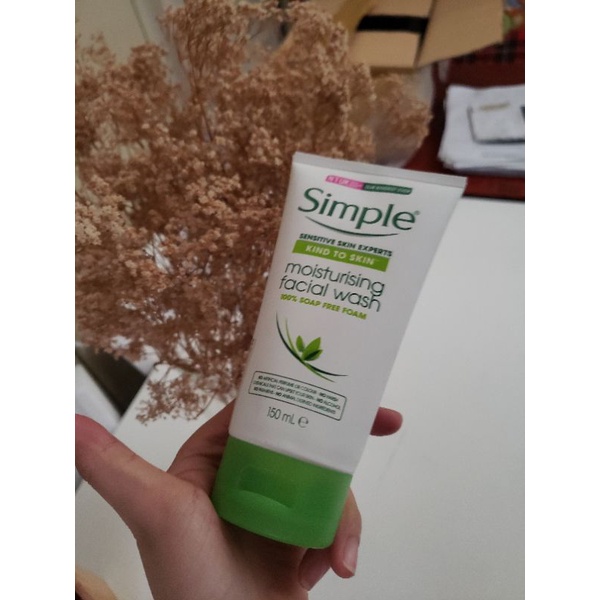Sữa Rửa Mặt Dạng Gel Simple Kind To Skin Refreshing Facial Wash 150ml | BigBuy360 - bigbuy360.vn