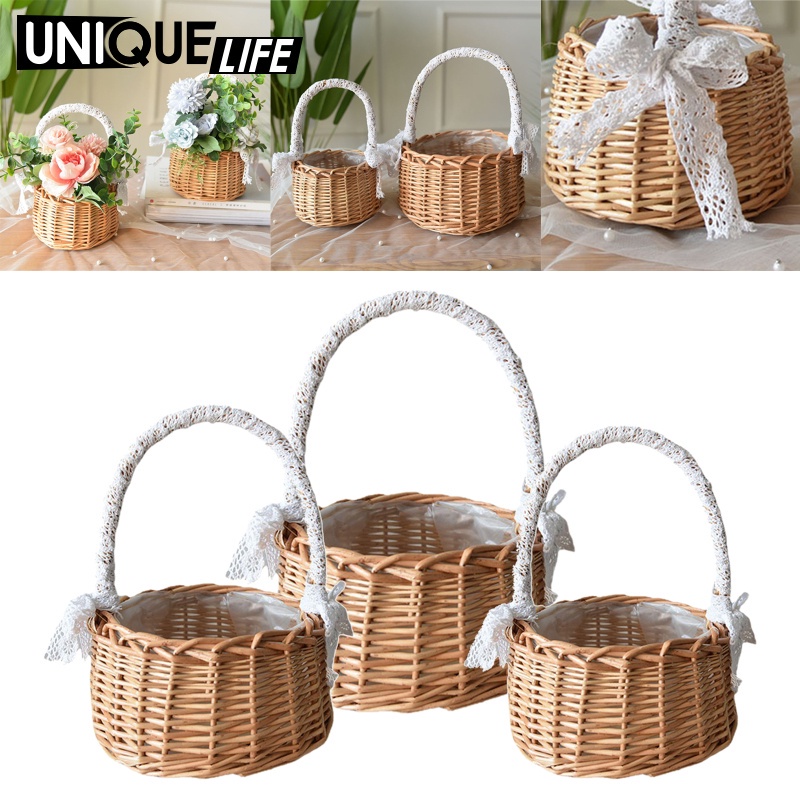Giỏ đan mây tự nhiên phối ren dùng đựng hoa trang trí tiệc cưới