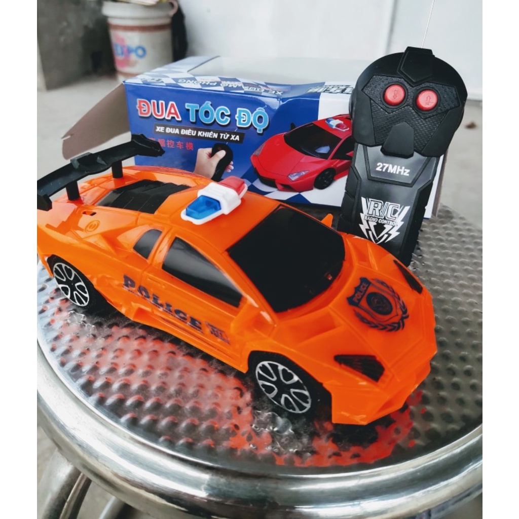 Đồ chơi vận động cho bé, ô tô điều khiển từ xa dochoigo.vn