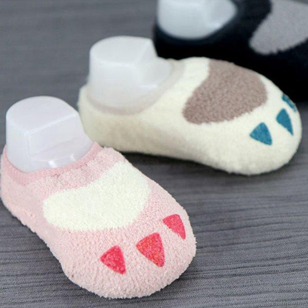 Tất nhung mềm mại chống trượt cho bé gái