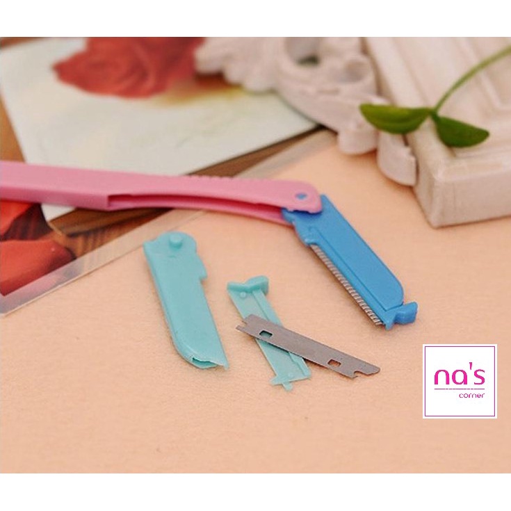Dao cạo lông mày (có sẵn 2 lưỡi dao)