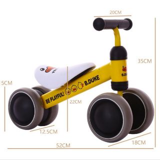Xe thăng bằng 4 bánh cho bé