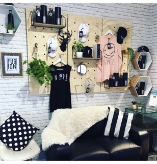 Bảng gỗ treo tường size 40x60