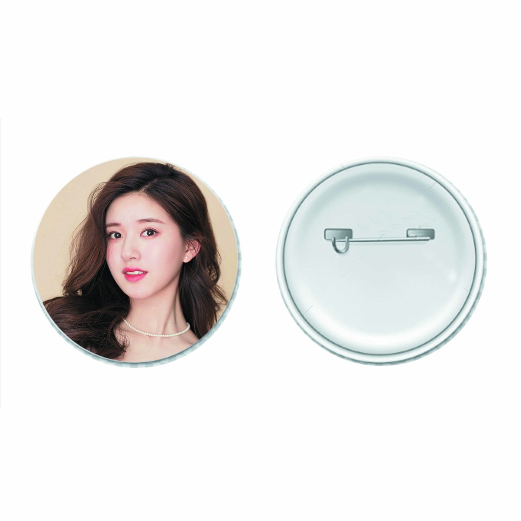 ( 1c ) Huy hiệu cài áo in hình idol BÁC QUÂN NHẤT TIÊU ĐÀM TÙNG VẬN DỤ NGÔN DƯƠNG MỊCH xinh xắn