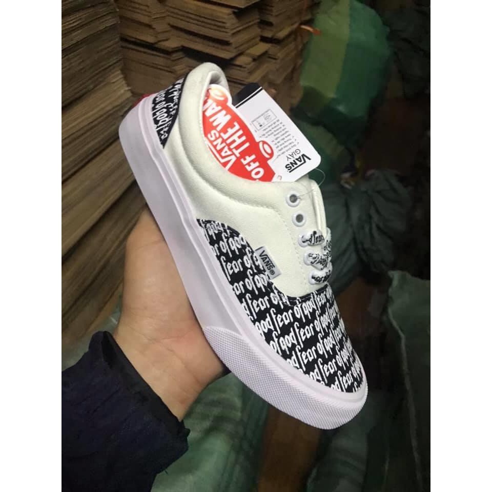 Giày thể thao ( Van fog trắng dây có chữ )