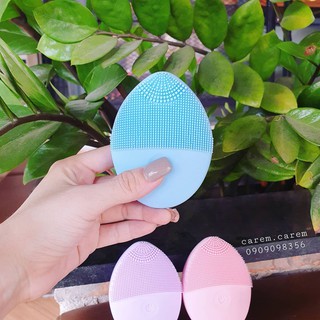 Máy silicon gai mềm rửa mặt (có clip)