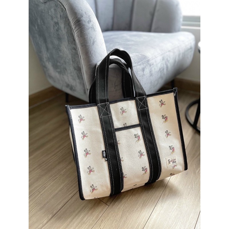 Túi tote Z•a•ria disneyy trắng hoạ tiết chìm