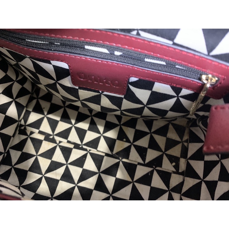 Túi đeo chéo Omto hàng si