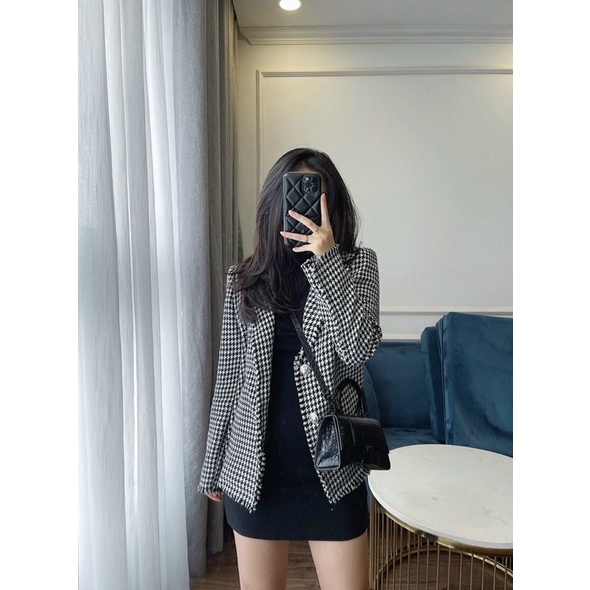 Set váy body kèm áo khoác dạ kẻ ziczac siêu hot hit | BigBuy360 - bigbuy360.vn