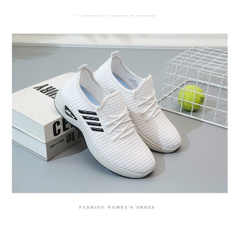 Giày Thể Thao Nữ Đen, Tím Xả Hàng Giá Rẻ