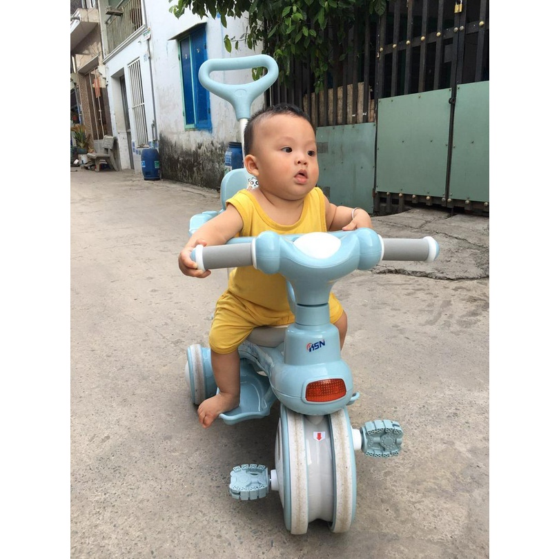 Xe đẩy kiêm xe chòi chân, xe đạp 3 bánh có khung bảo vệ an toàn cho bé 618