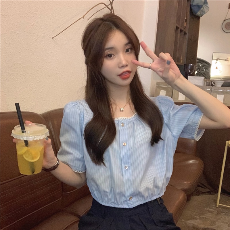 Set Áo Cổ Tròn Kẻ Sọc Phối Quần Short Lưng Cao Ống Rộng Thời Trang Cá Tính 54032