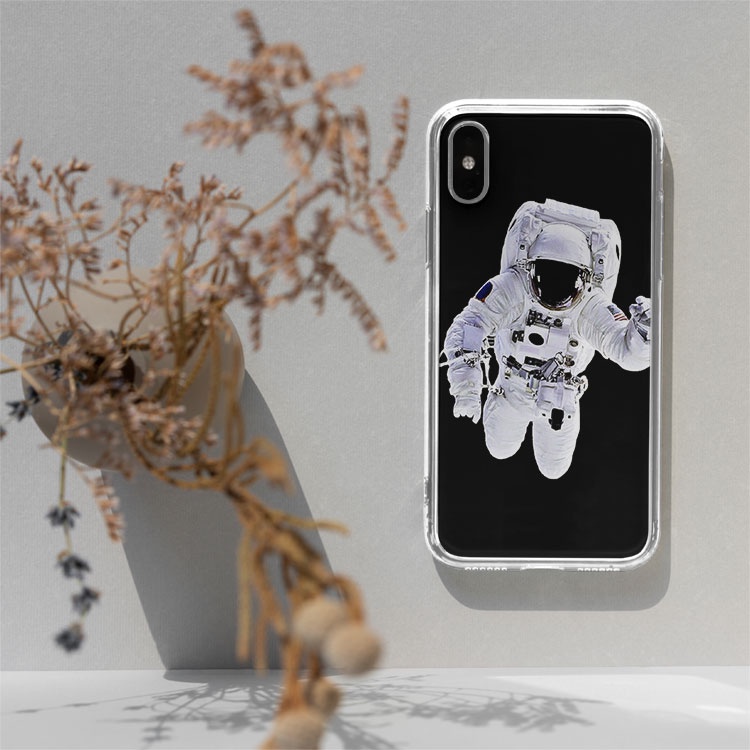 Ốp di động Astronaut on Black Mr.Simple Shop cho Iphone 5 6 7 8 Plus 11 12 Pro Max X Xr AST06210145